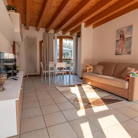 Happy Guest - & Relax * Riva di Solto